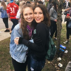 Meet your Posher, Cece